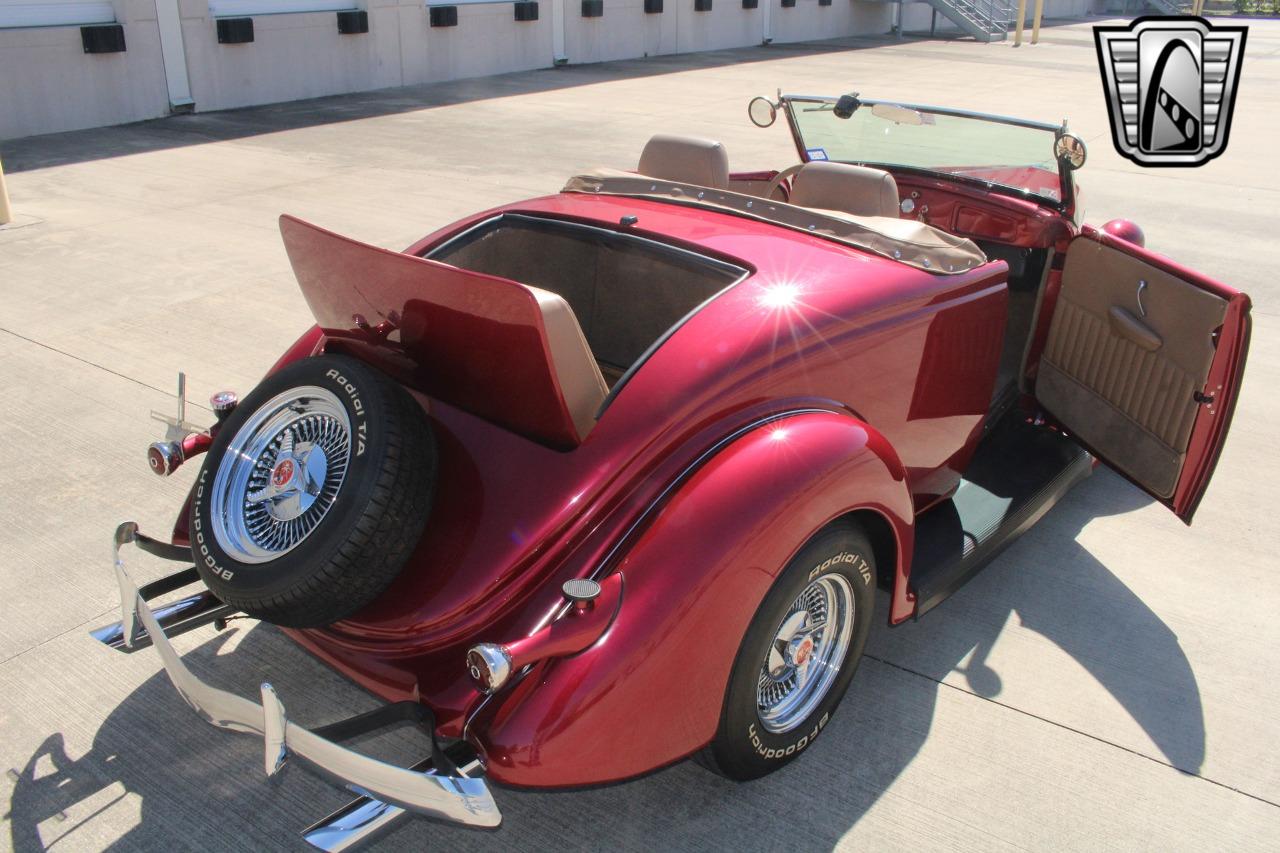 1936 Ford Cabriolet