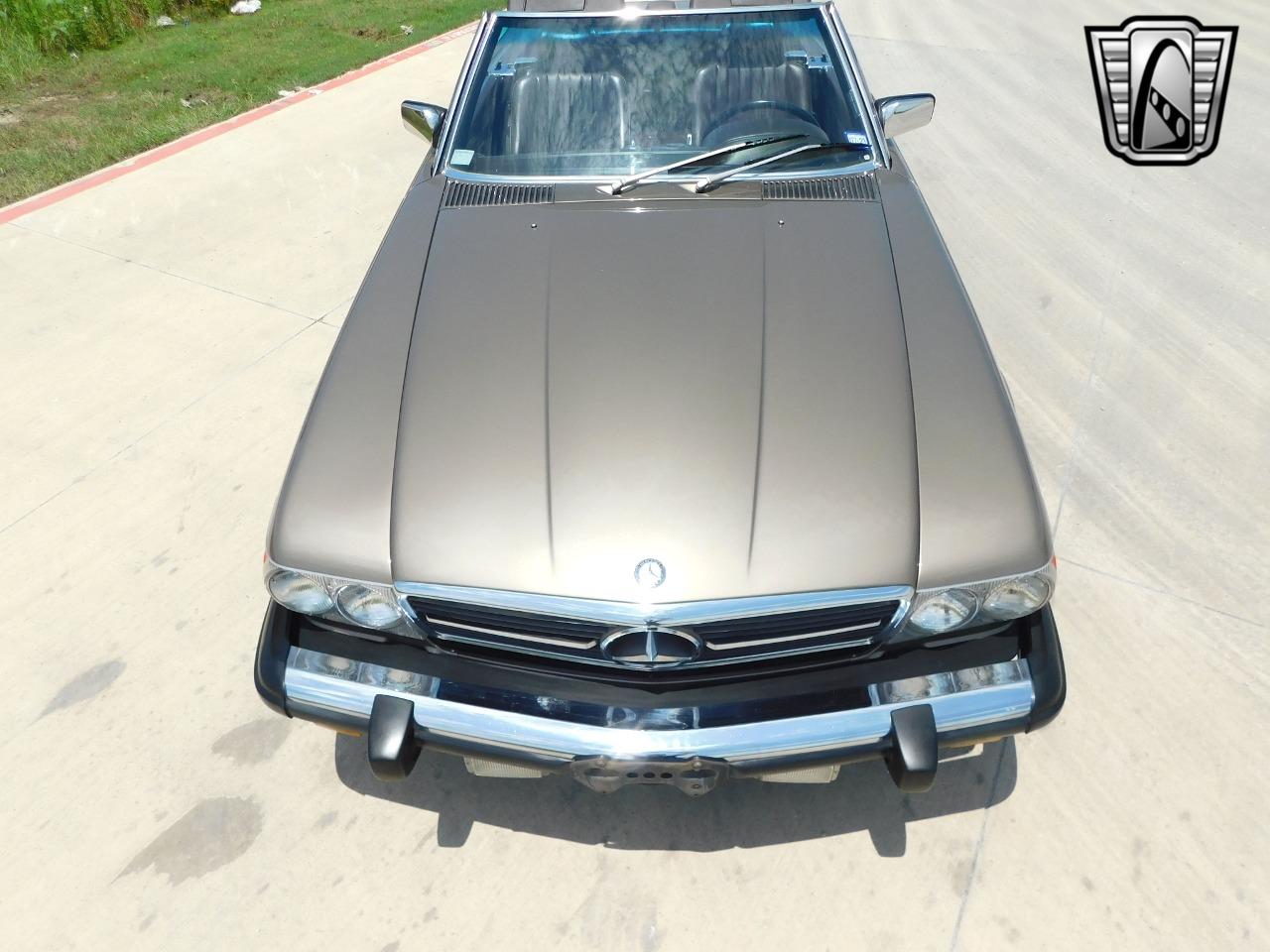 1987 Mercedes - Benz 560SL