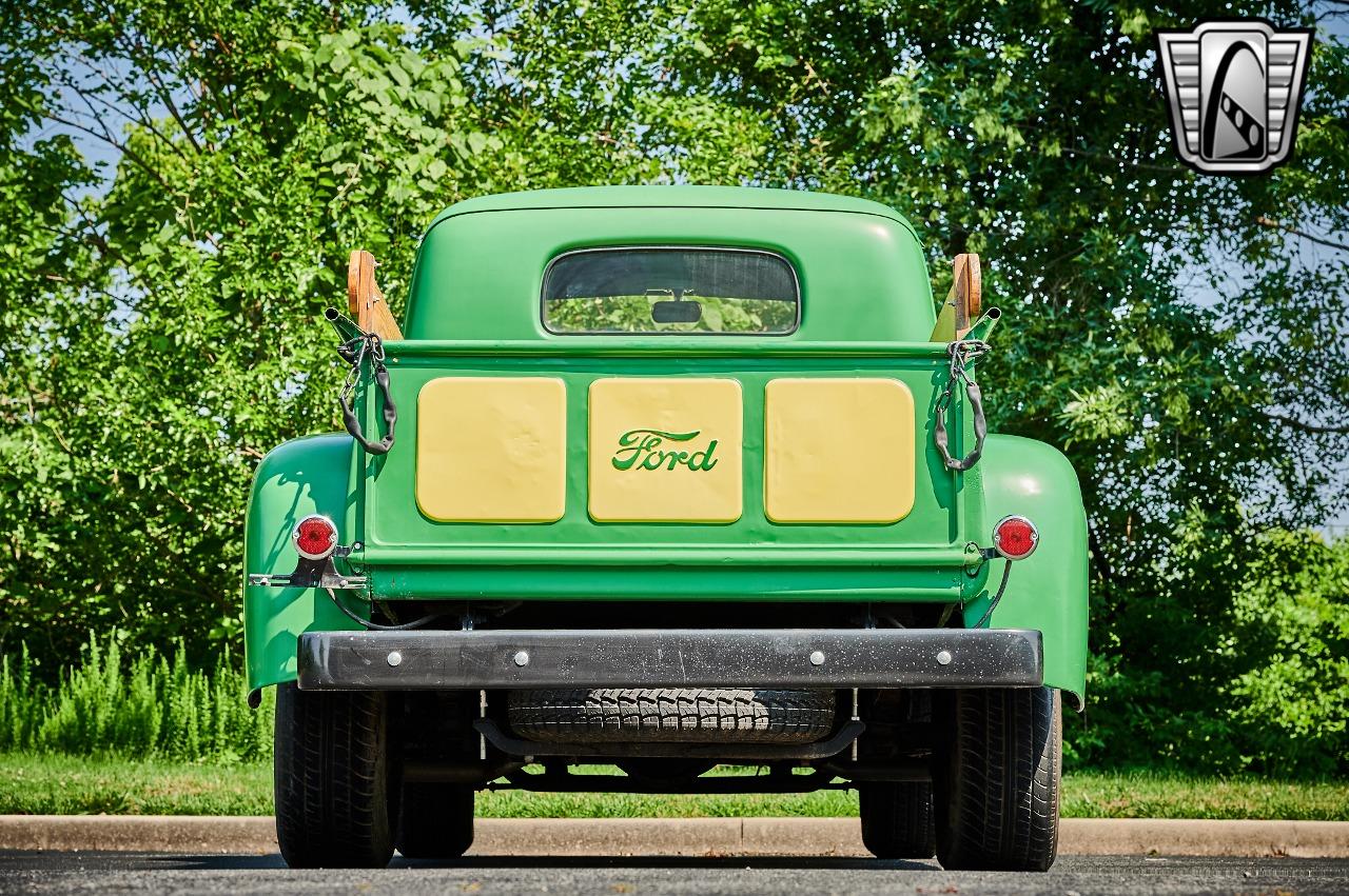 1949 Ford F1