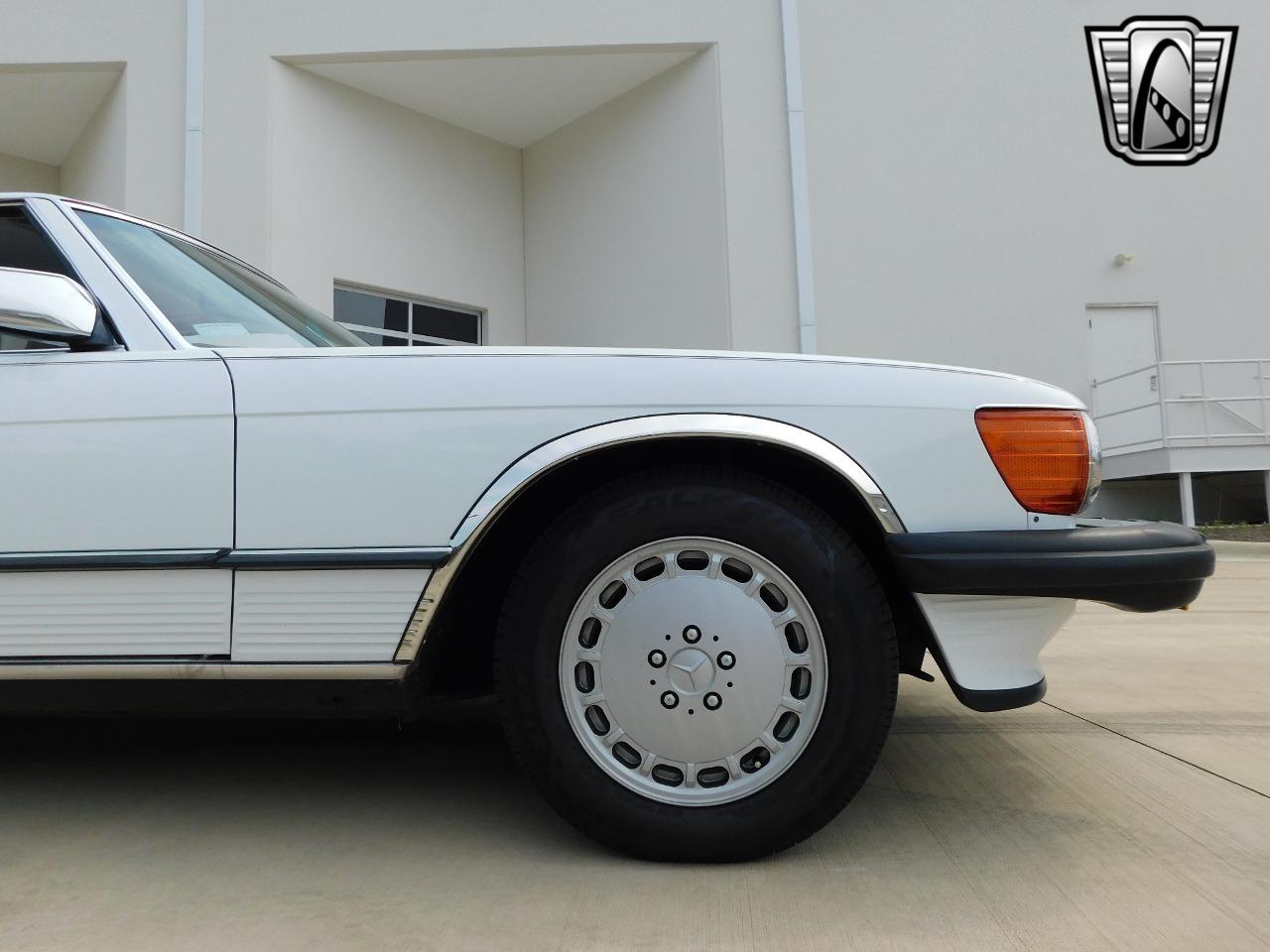 1986 Mercedes - Benz 560SL