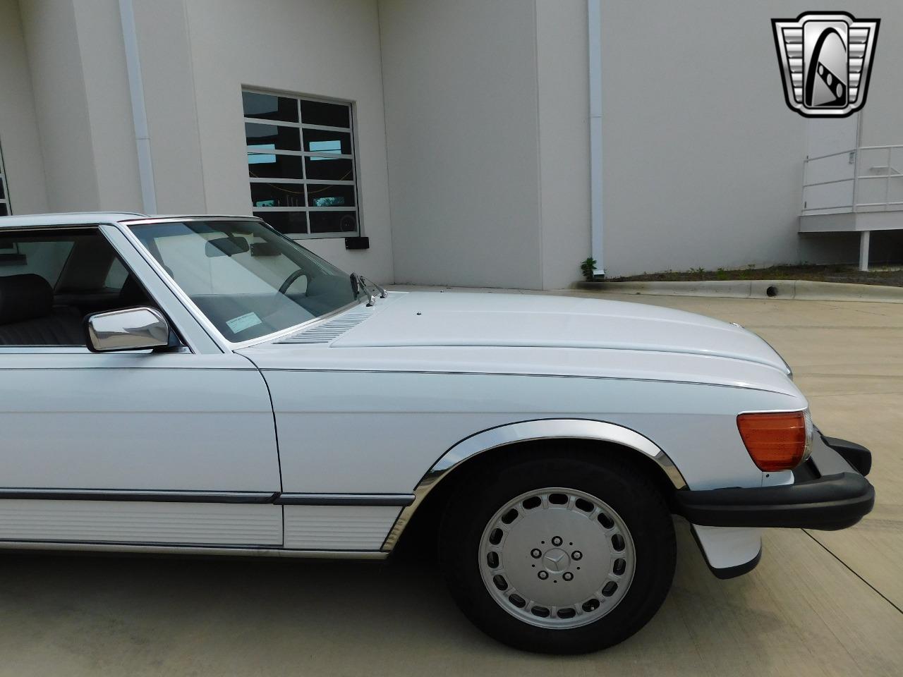 1986 Mercedes - Benz 560SL