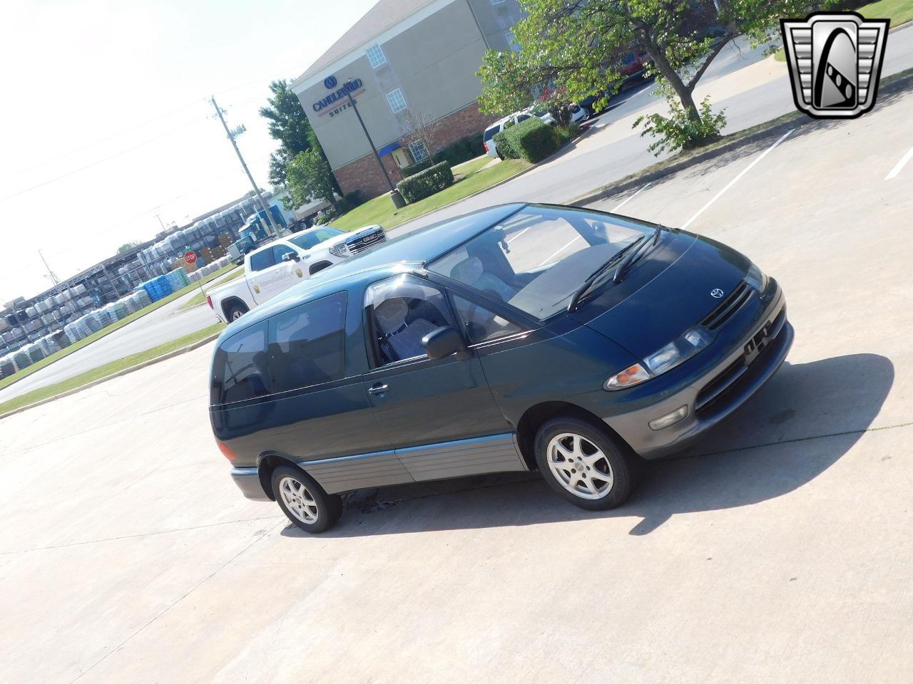 1993 Toyota Estima