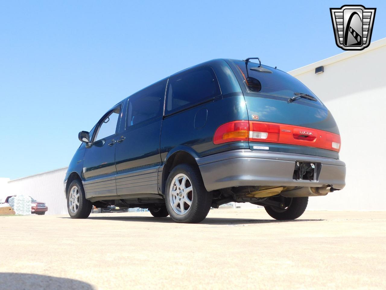 1993 Toyota Estima