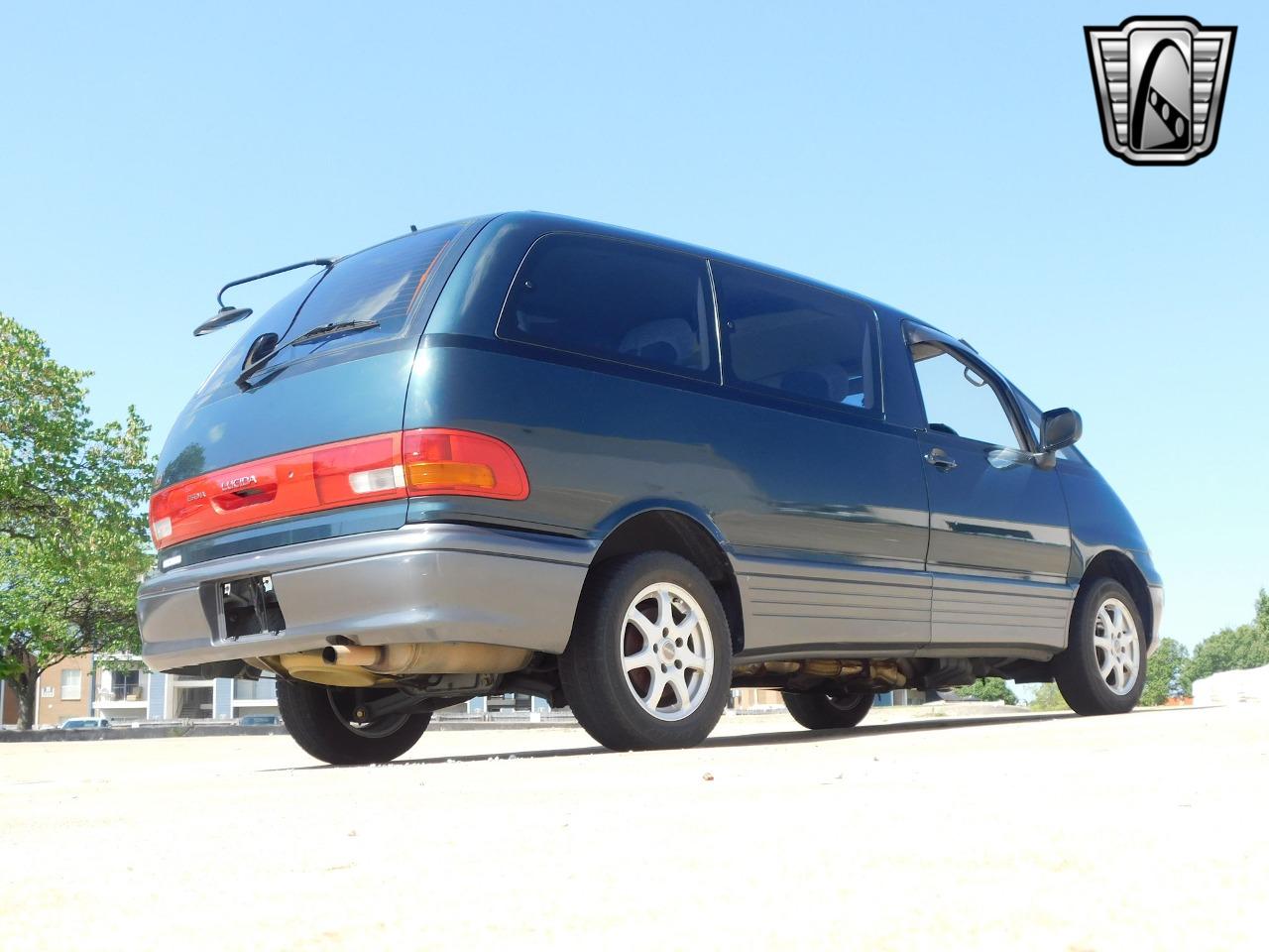 1993 Toyota Estima