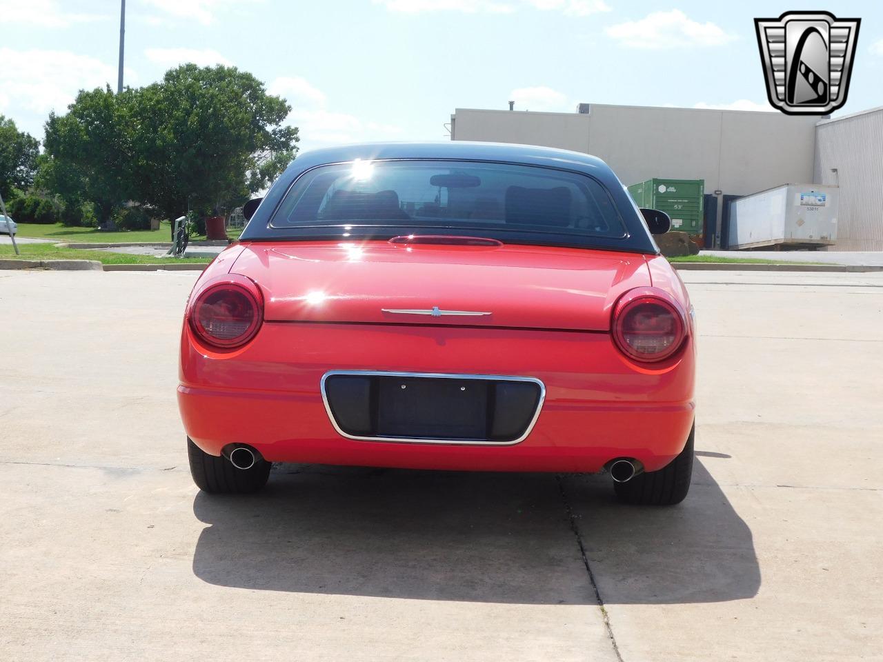 2003 Ford Thunderbird