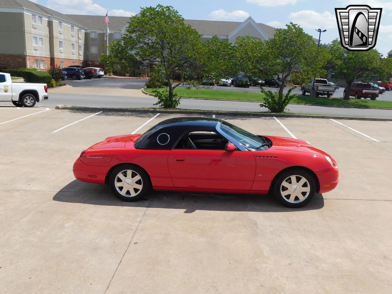 2003 Ford Thunderbird