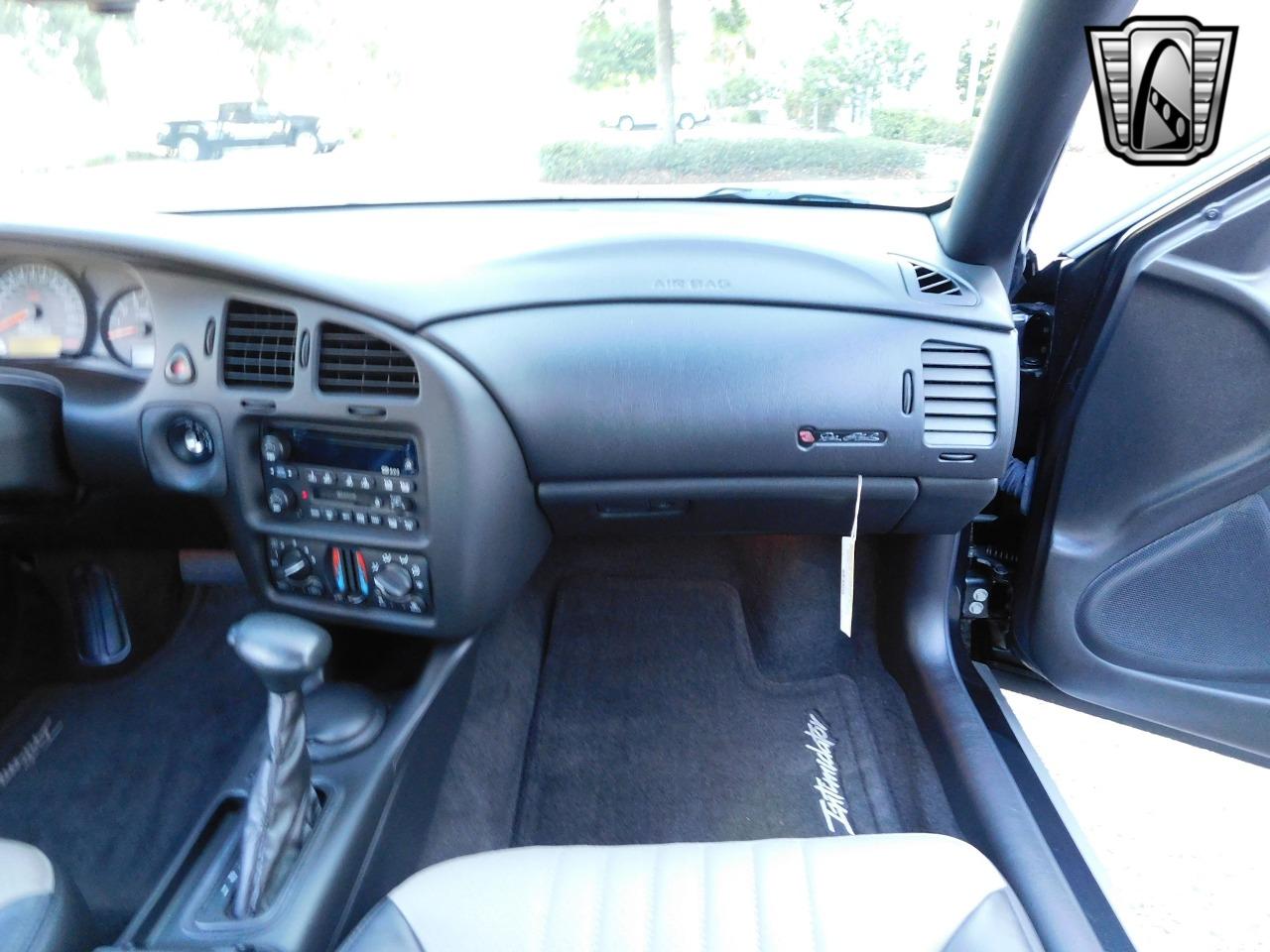 2002 Chevrolet Monte Carlo