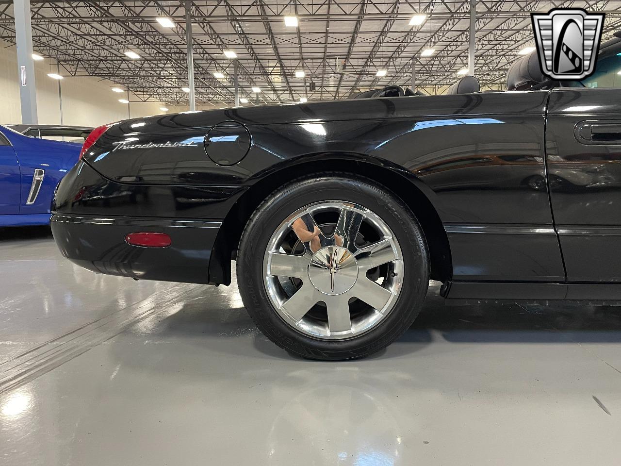 2003 Ford Thunderbird