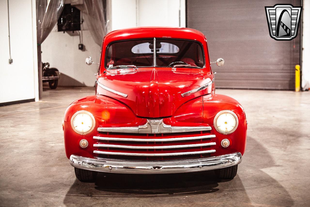 1947 Ford Deluxe