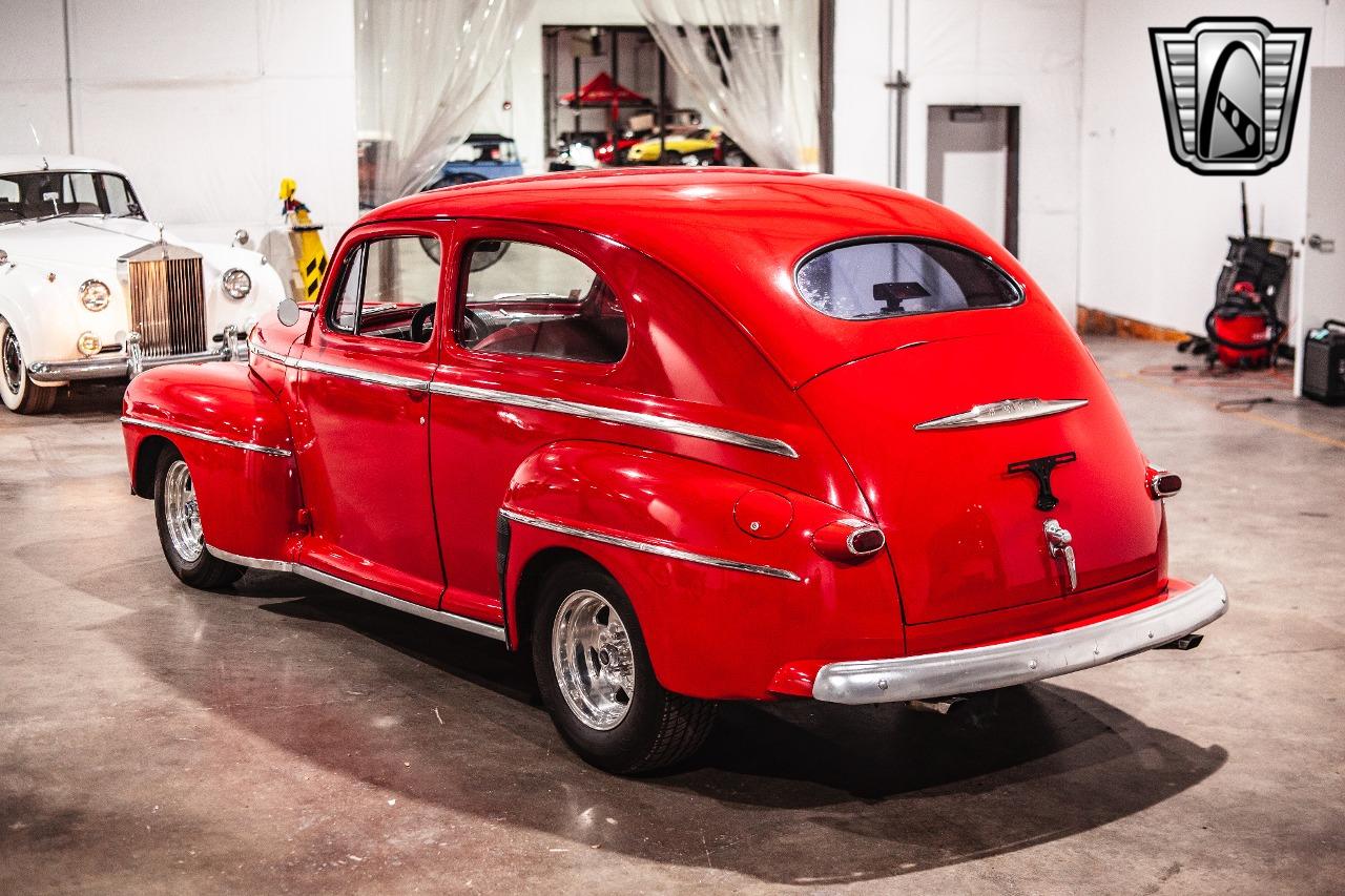 1947 Ford Deluxe