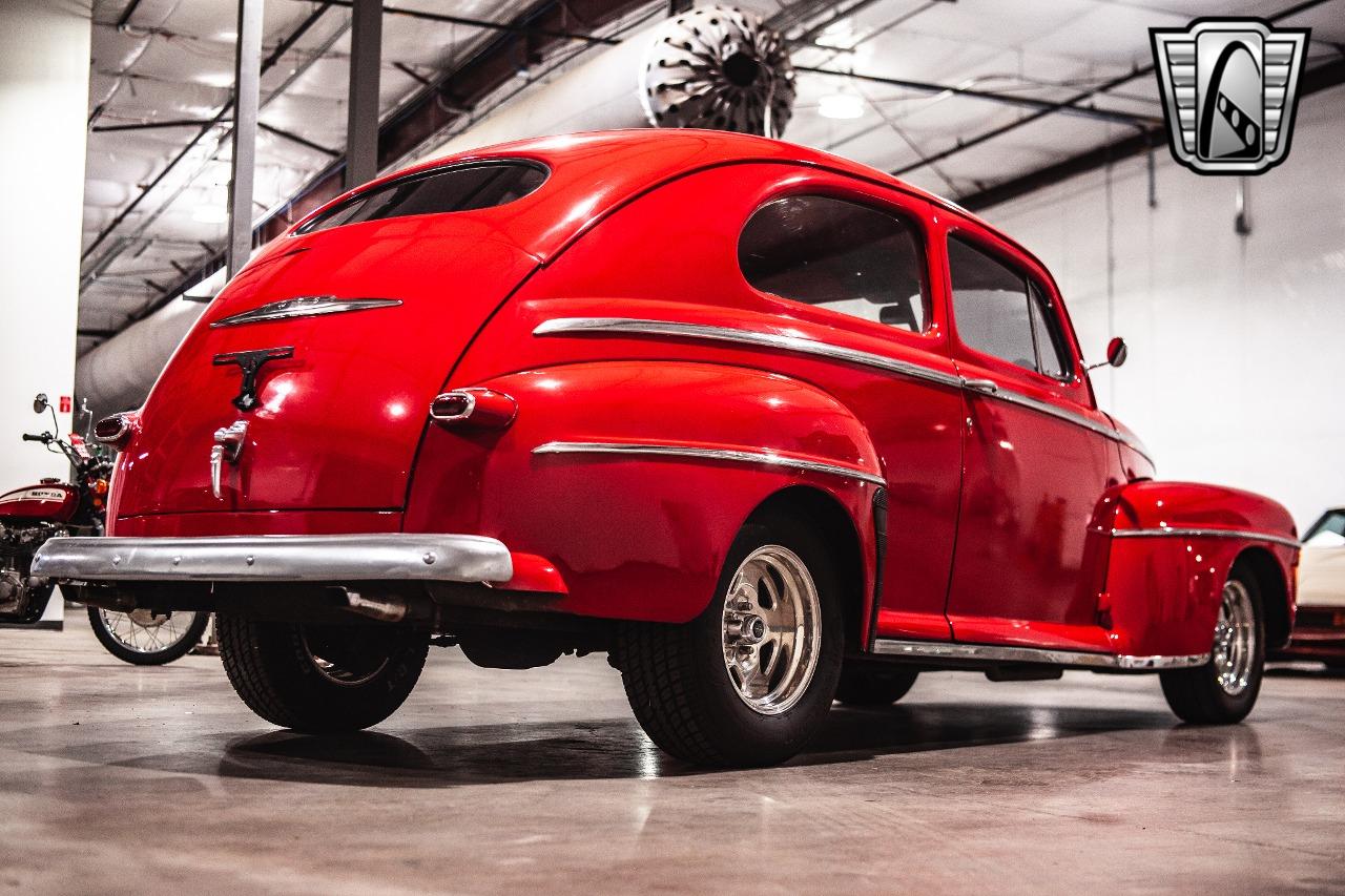 1947 Ford Deluxe