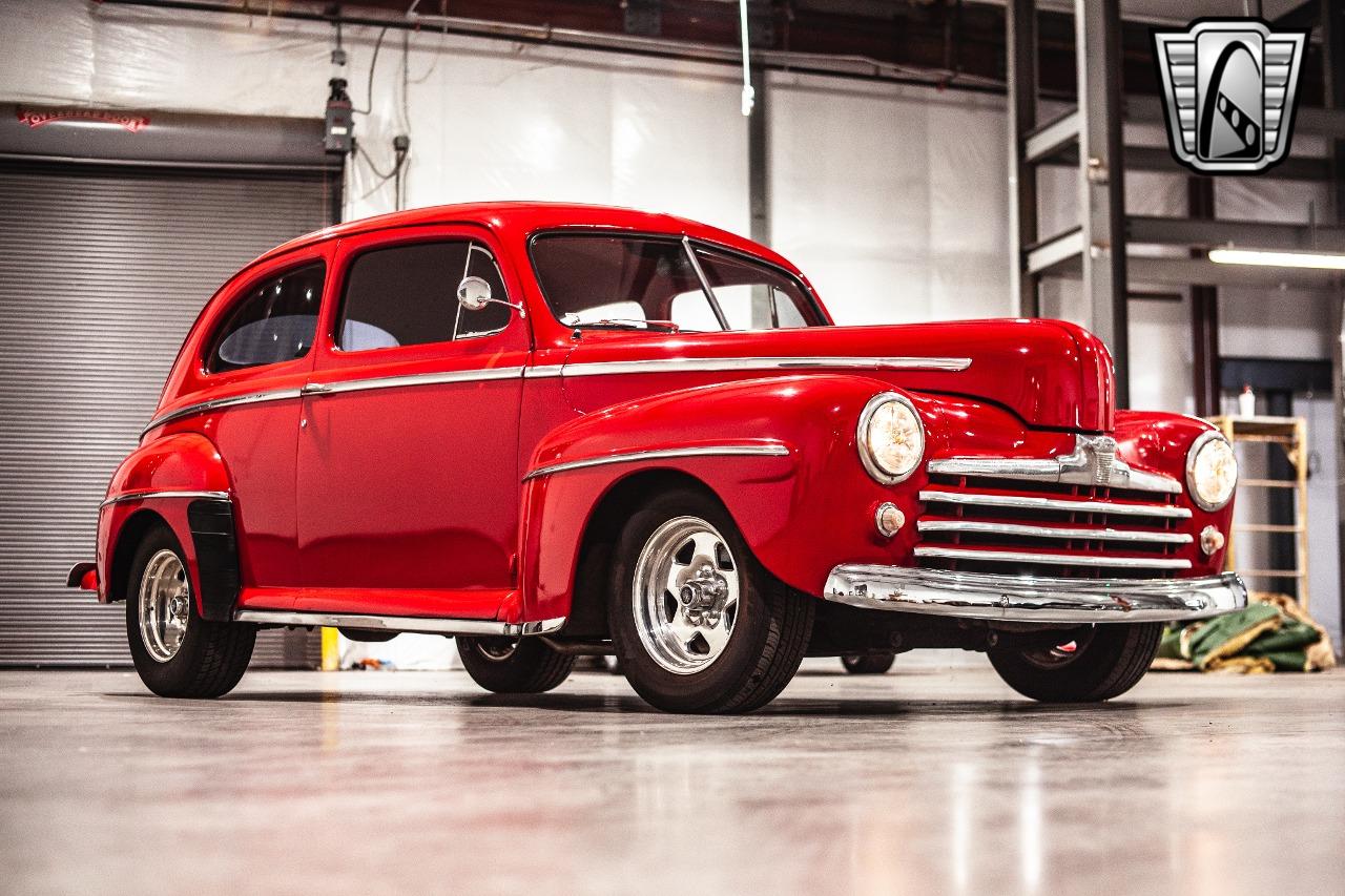 1947 Ford Deluxe