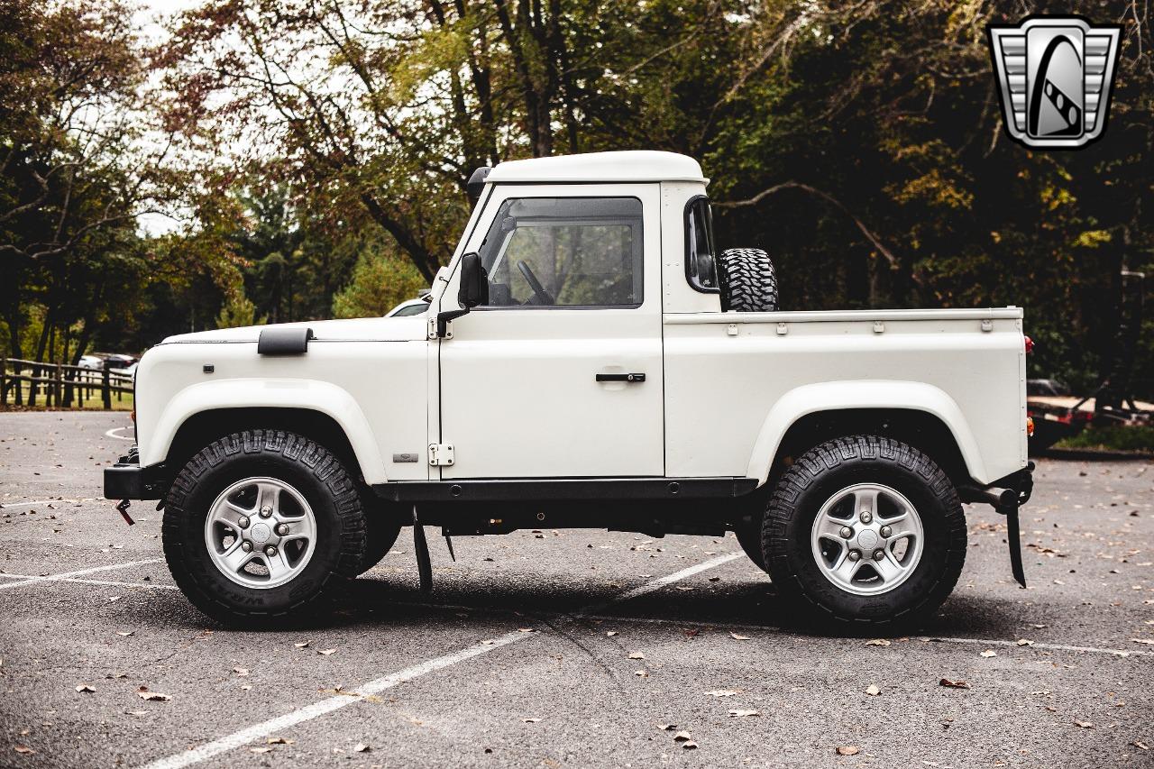 1984 Land Rover Defender