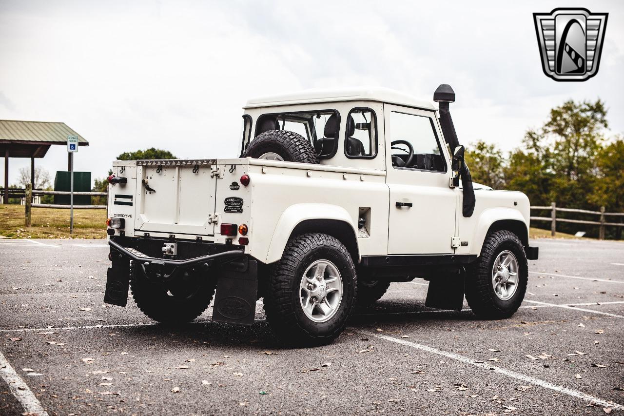 1984 Land Rover Defender