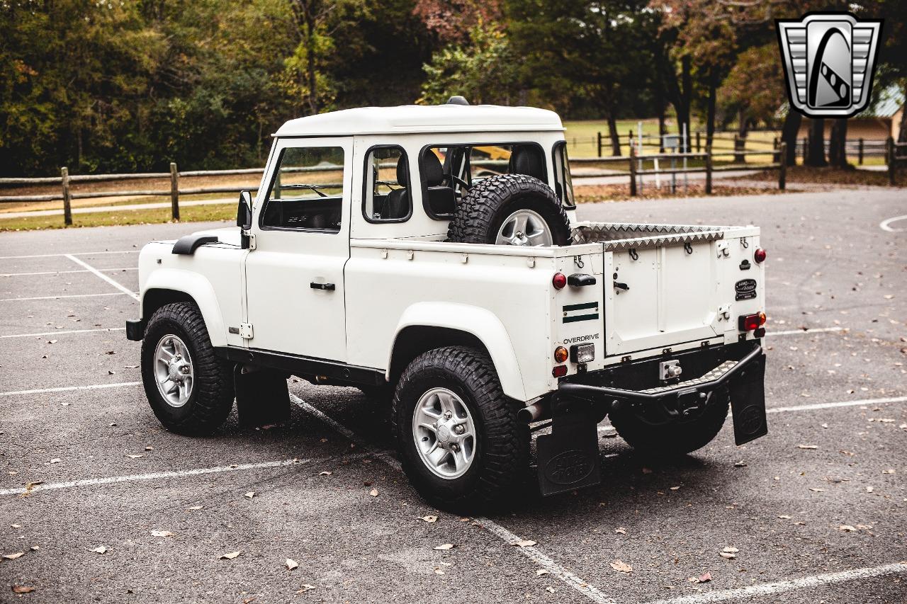 1984 Land Rover Defender