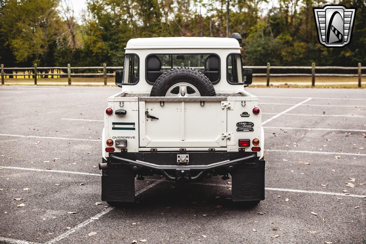 1984 Land Rover Defender