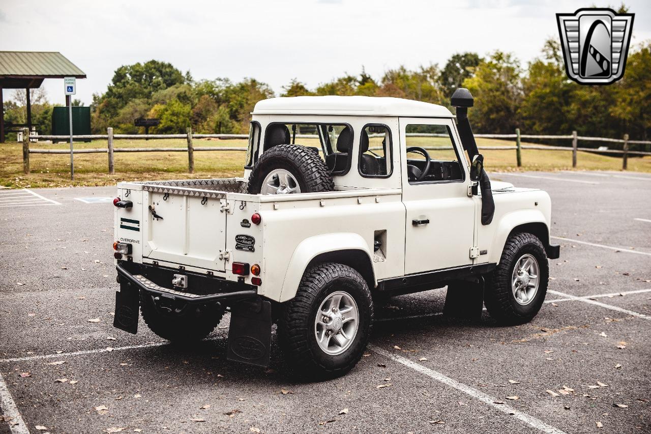 1984 Land Rover Defender