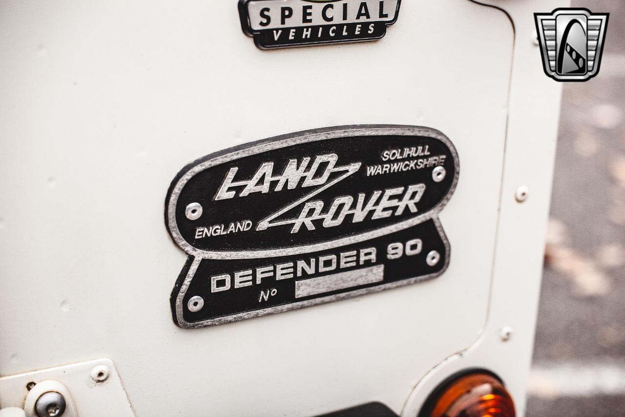 1984 Land Rover Defender