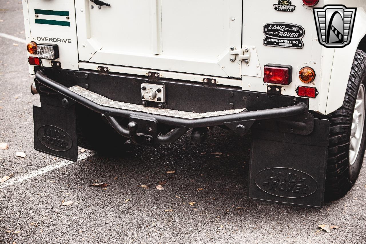 1984 Land Rover Defender