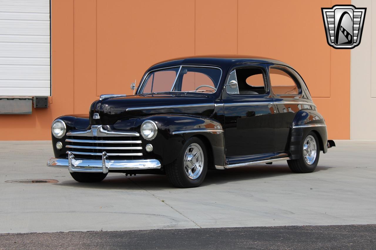 1948 Ford Deluxe