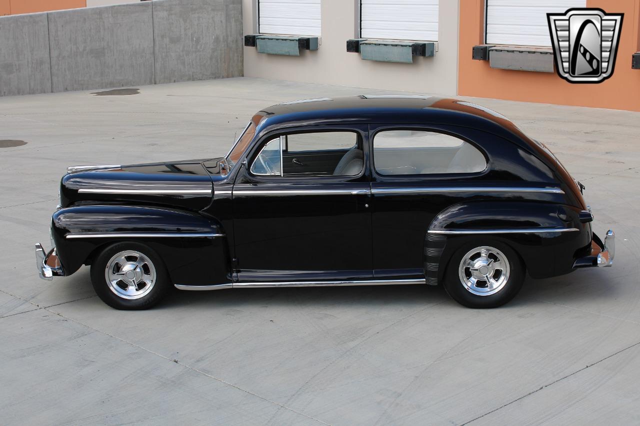 1948 Ford Deluxe