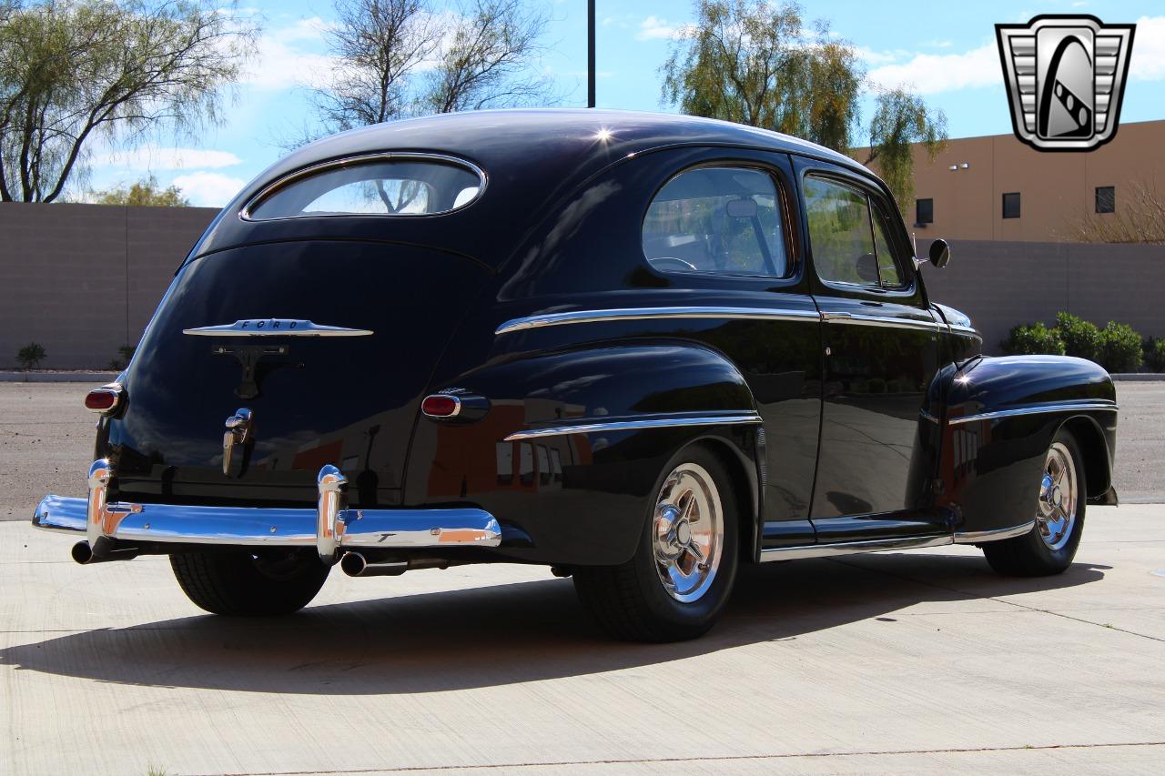 1948 Ford Deluxe