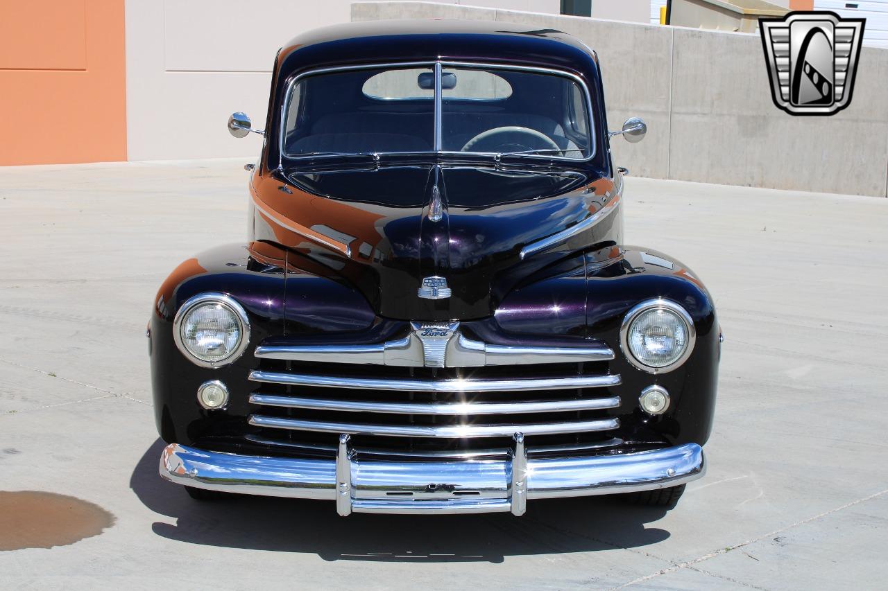 1948 Ford Deluxe