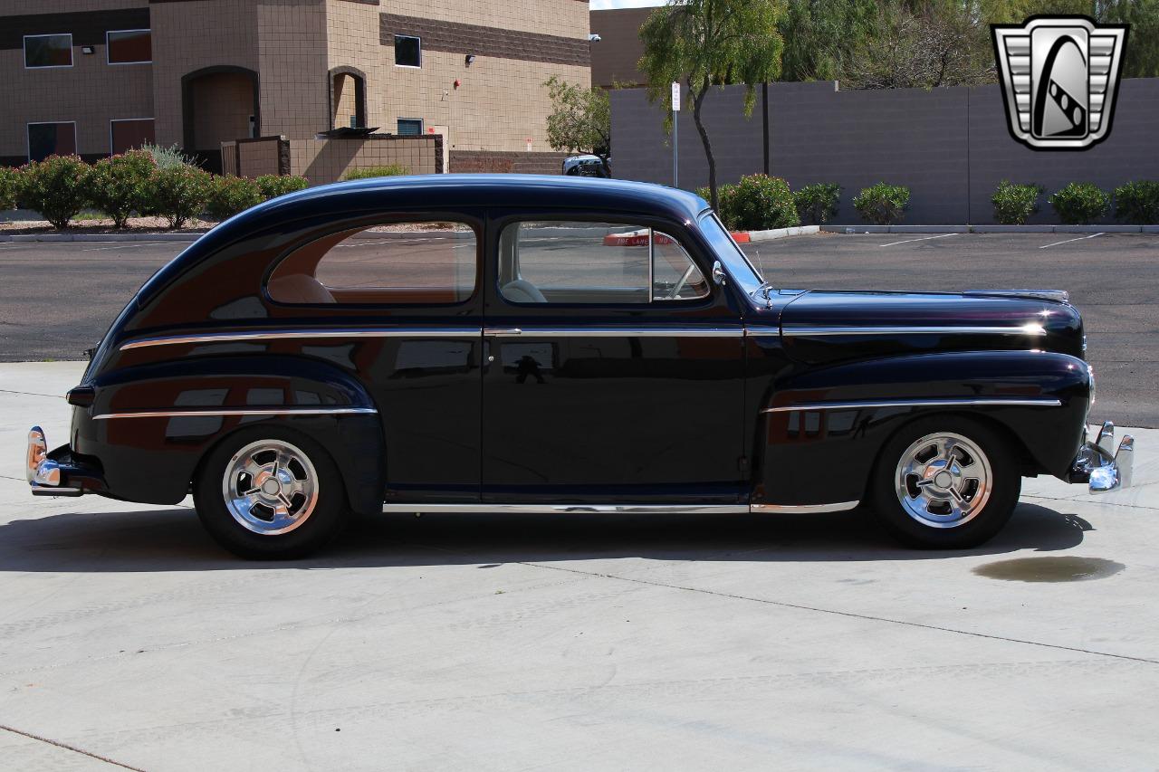 1948 Ford Deluxe