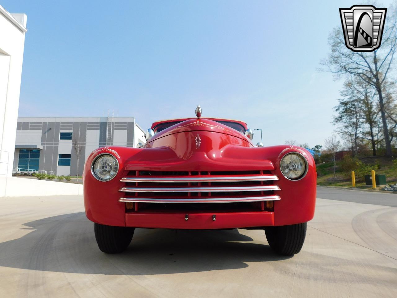 1947 Ford Deluxe