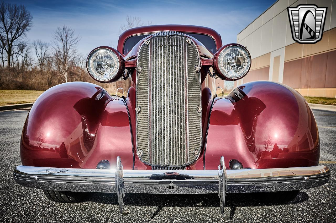 1936 Pontiac Sedan