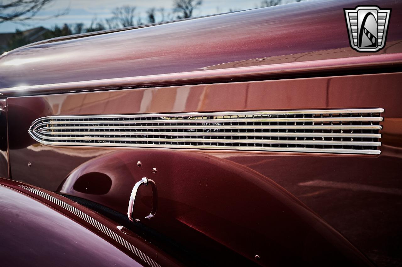 1936 Pontiac Sedan