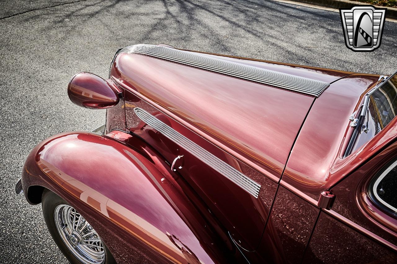 1936 Pontiac Sedan