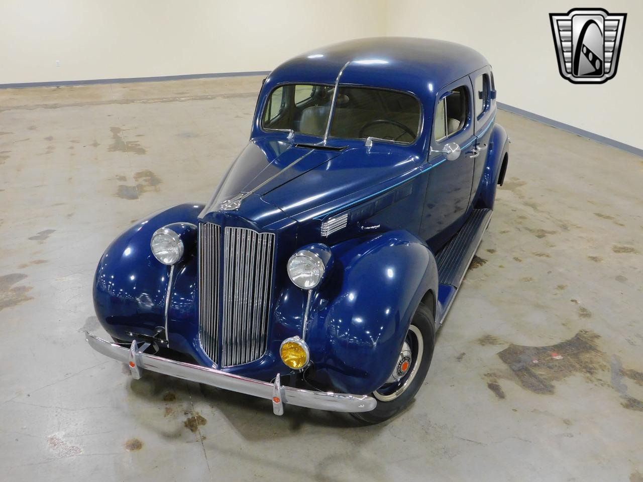 1938 Packard 1600