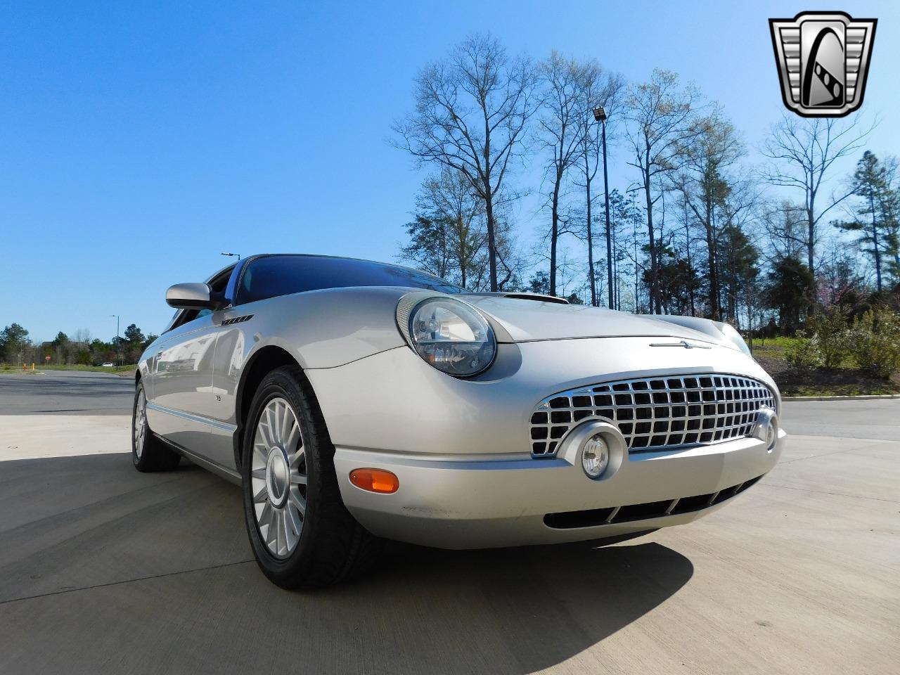 2004 Ford Thunderbird