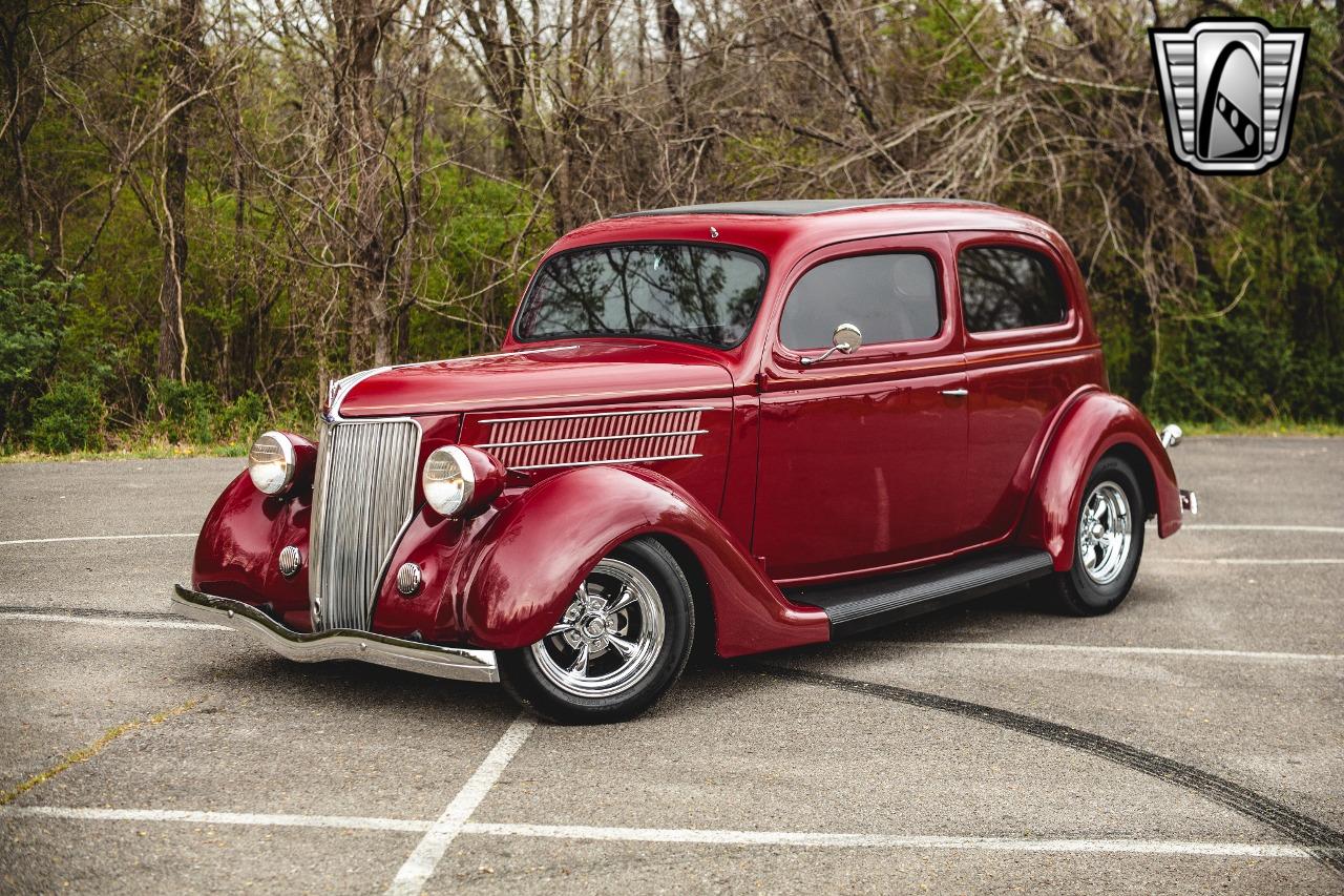 1936 Ford Deluxe