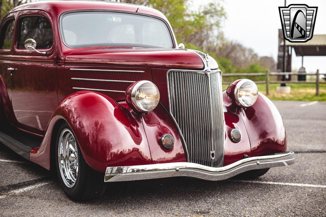 1936 Ford Deluxe