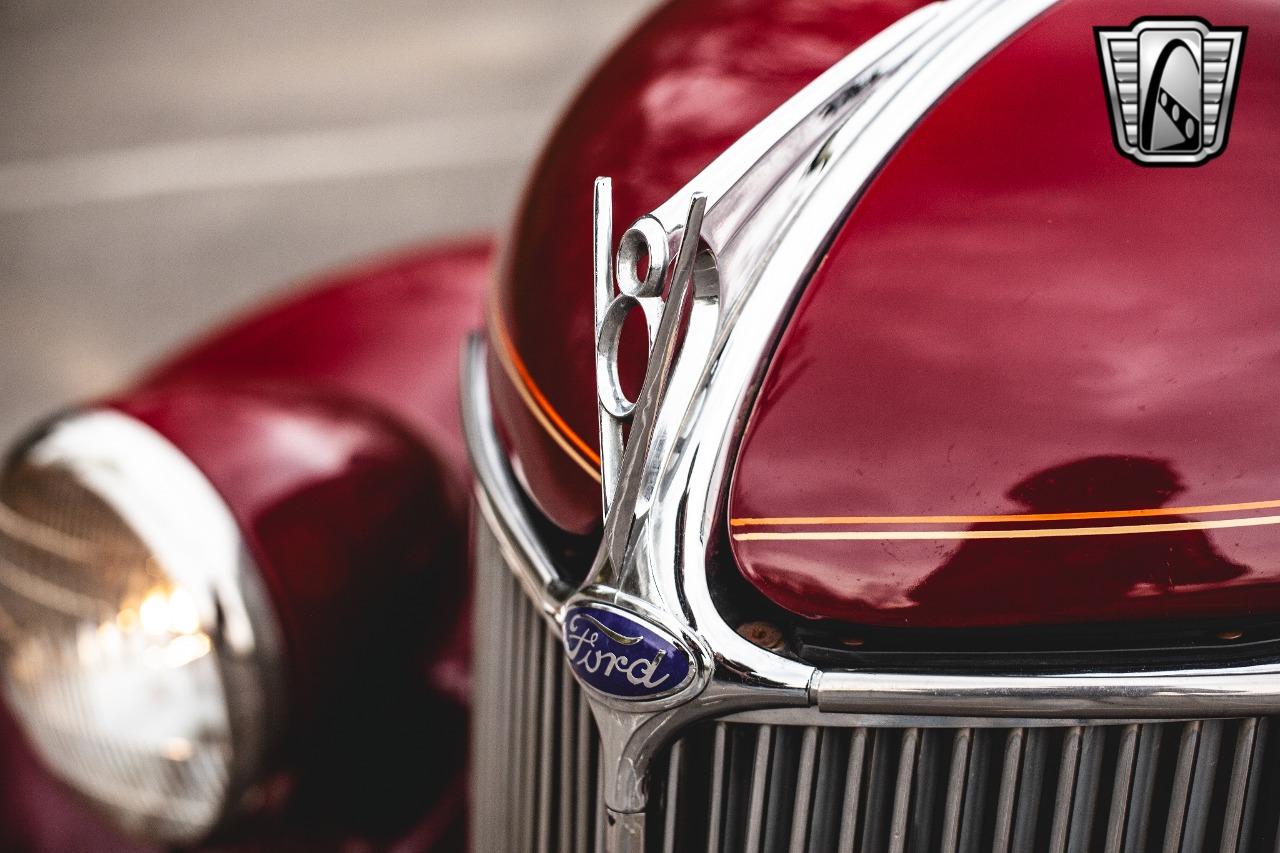 1936 Ford Deluxe