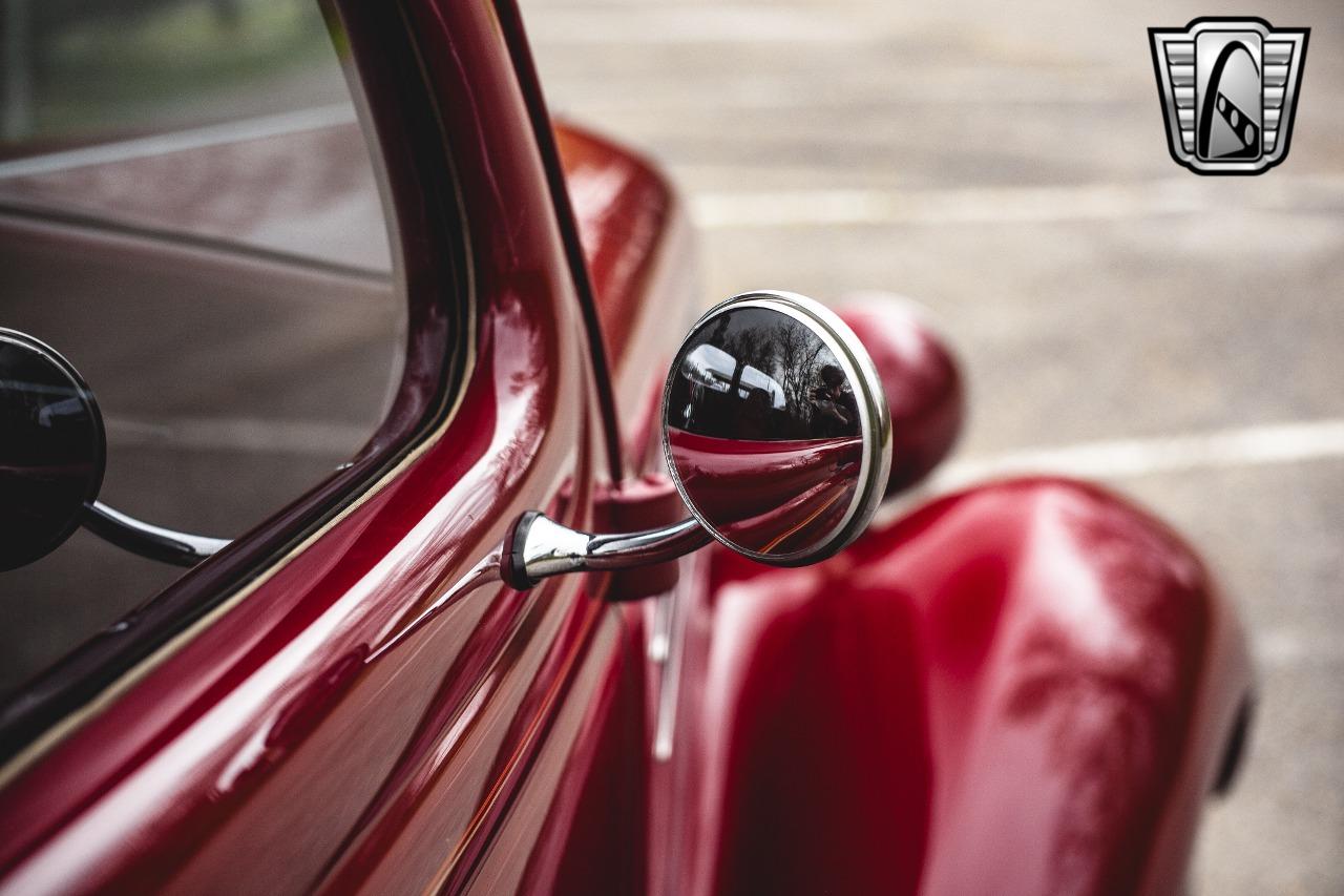 1936 Ford Deluxe