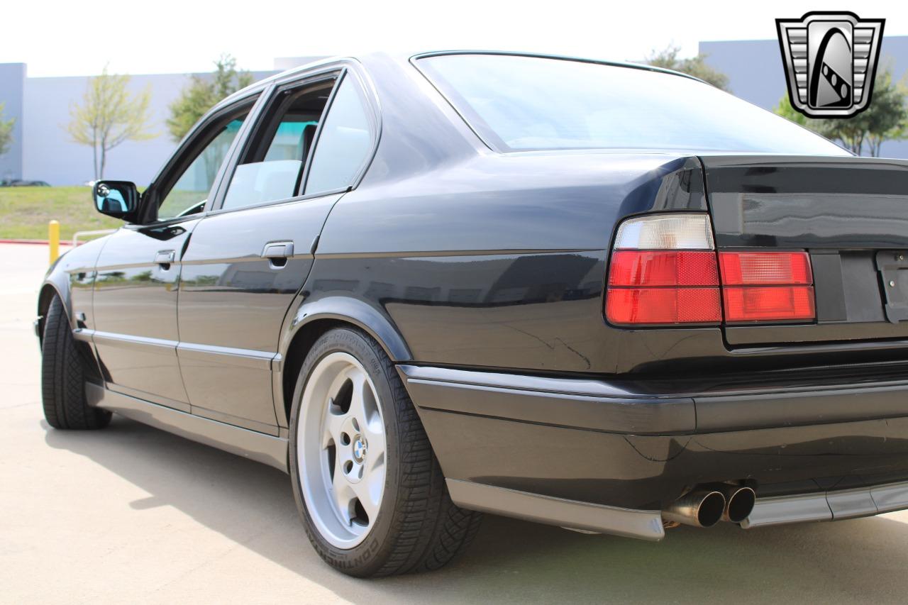 1991 BMW M5