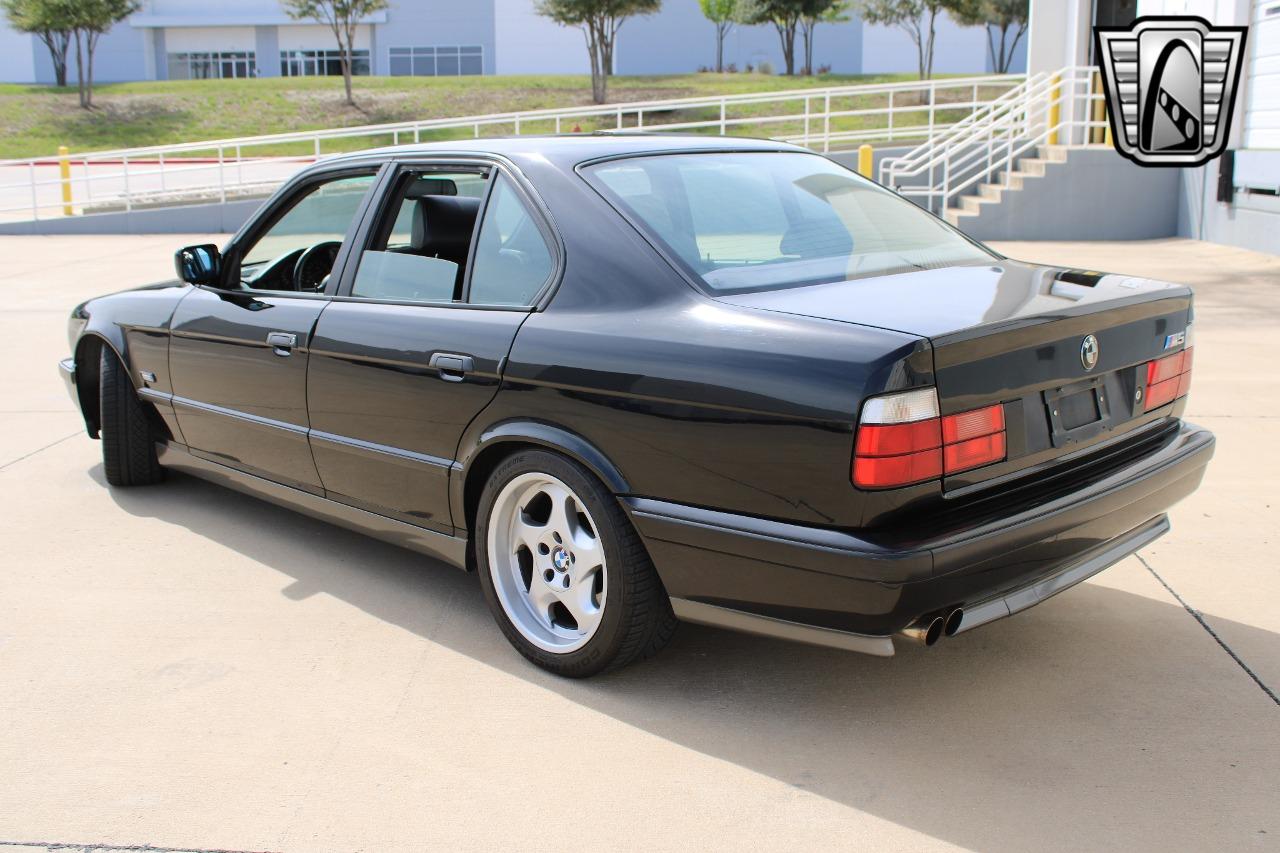 1991 BMW M5