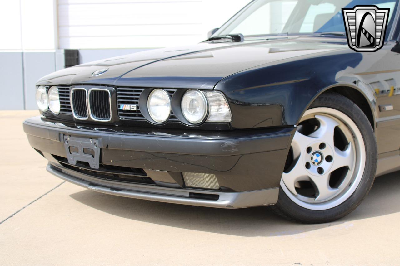 1991 BMW M5