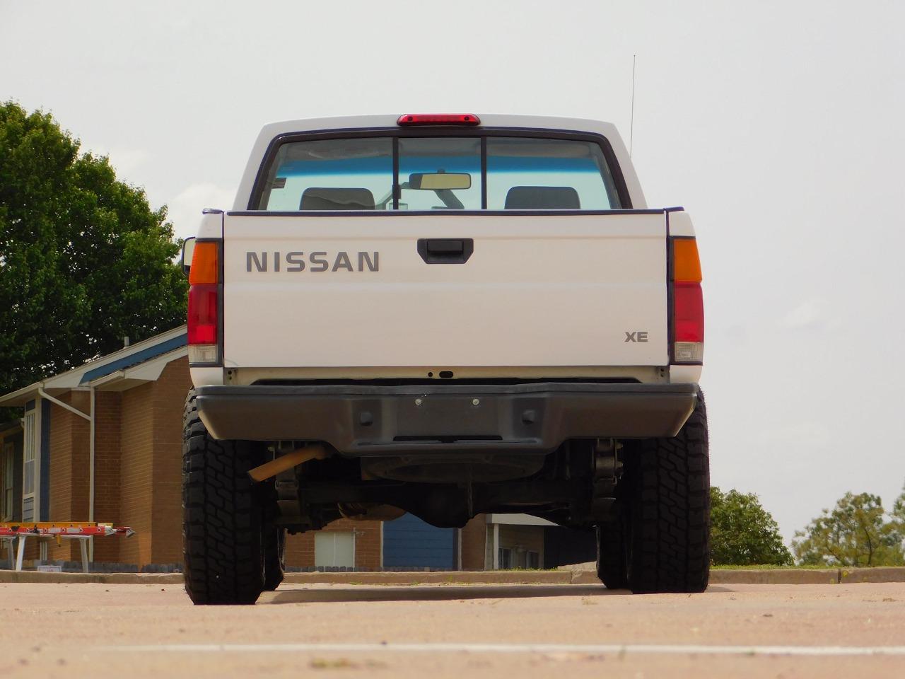 1996 Nissan PICKUP