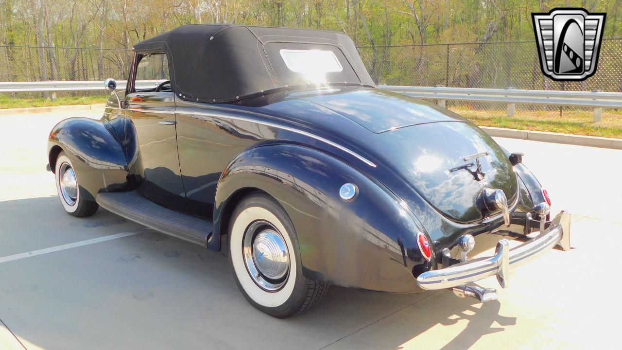 1939 Ford Deluxe