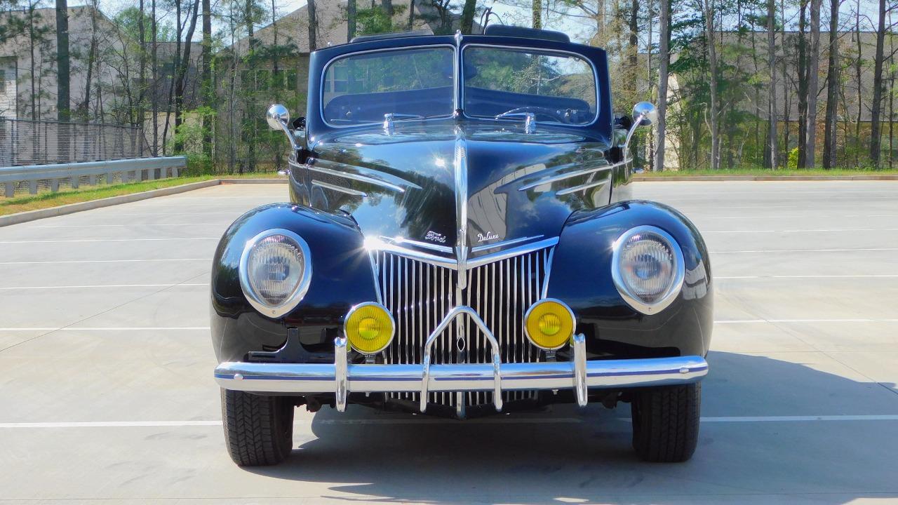 1939 Ford Deluxe