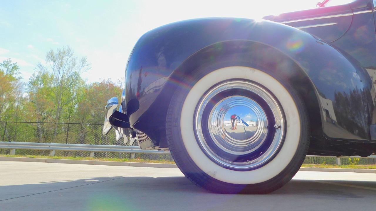 1939 Ford Deluxe