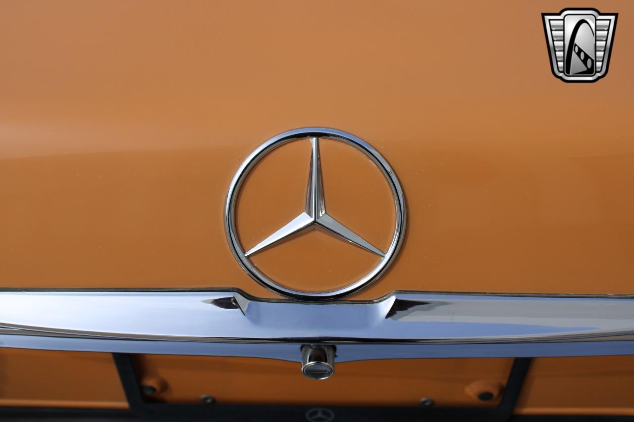 1975 Mercedes - Benz 450SL