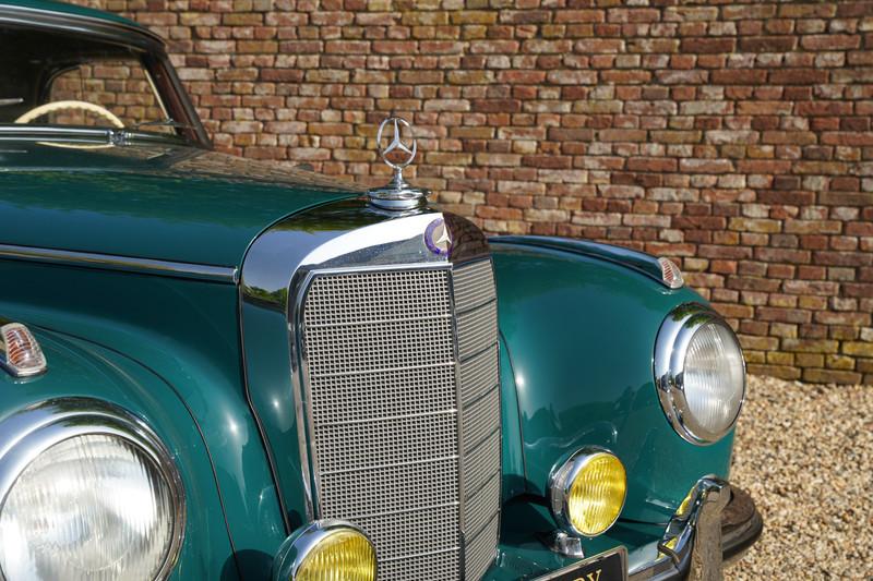 1953 Mercedes - Benz 300 S Coup&eacute;