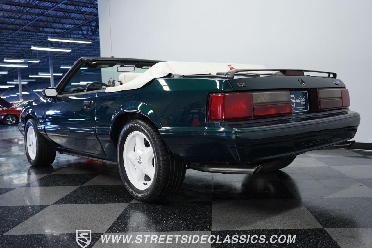 1990 Ford Mustang Convertible 7 UP Edition