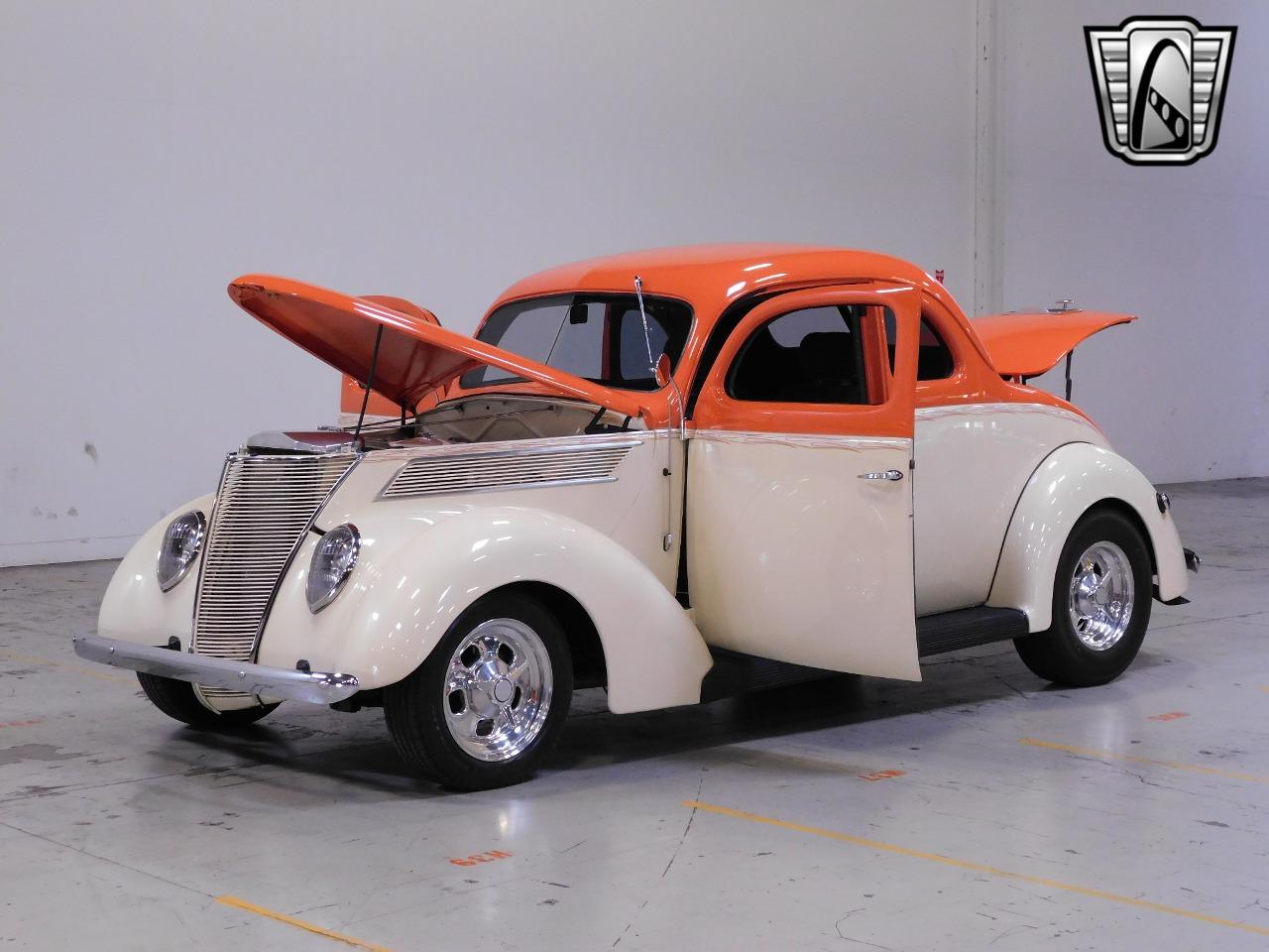 1937 Ford Coupe