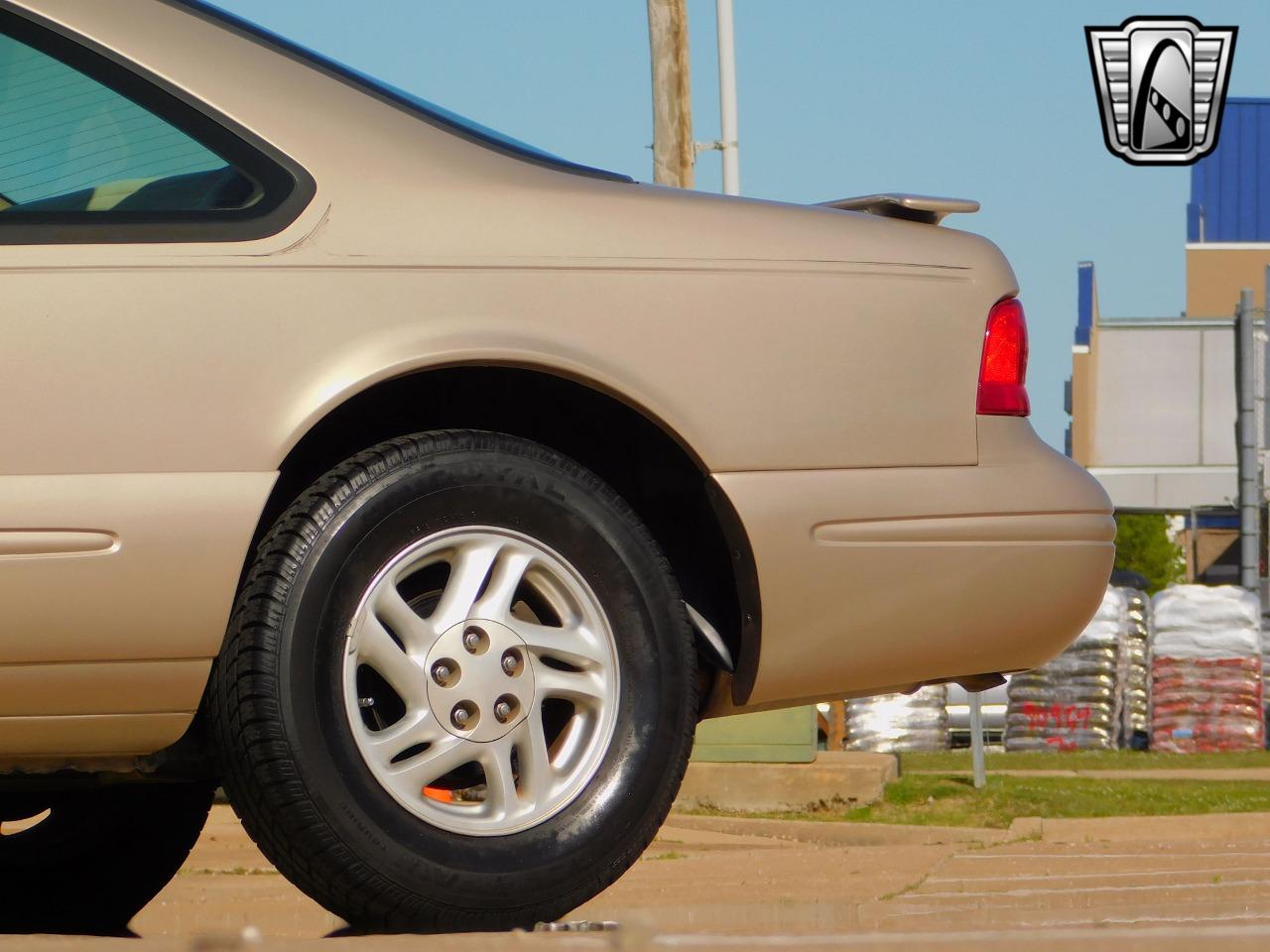 1997 Ford Thunderbird